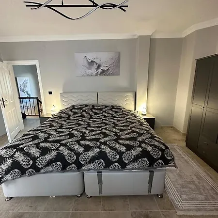 Large Beachfront In Natural Seaside With Sea View Yukarı Kocaali